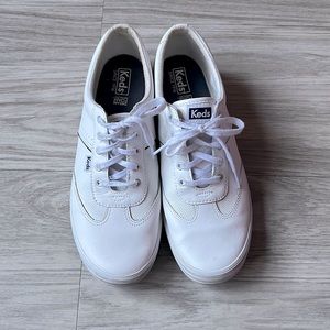 Ked’s courty leather tennis shoe